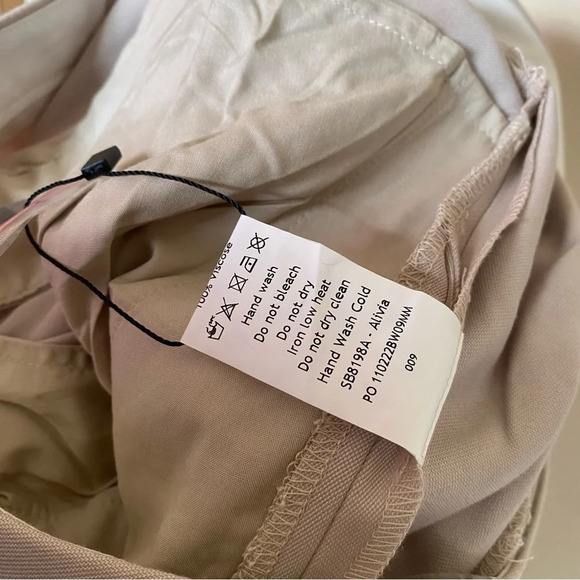 NWT House of CB Alivia BEIGE LOOSE FIT TROUSERS straight leg minimalist size M - Picture 10 of 16